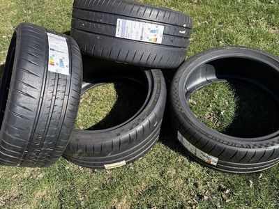 Brand new Michelin Pilot Sport Cup 2s