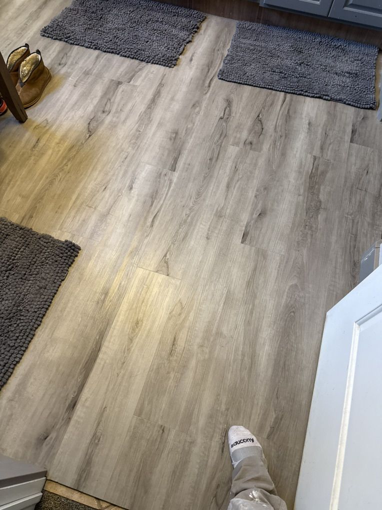 100% waterproof Click Lock Flooring Bnib