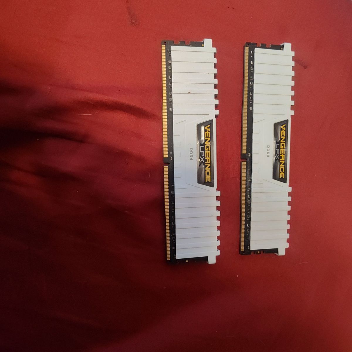 (2) 16 GB DDR4 RAM Sticks