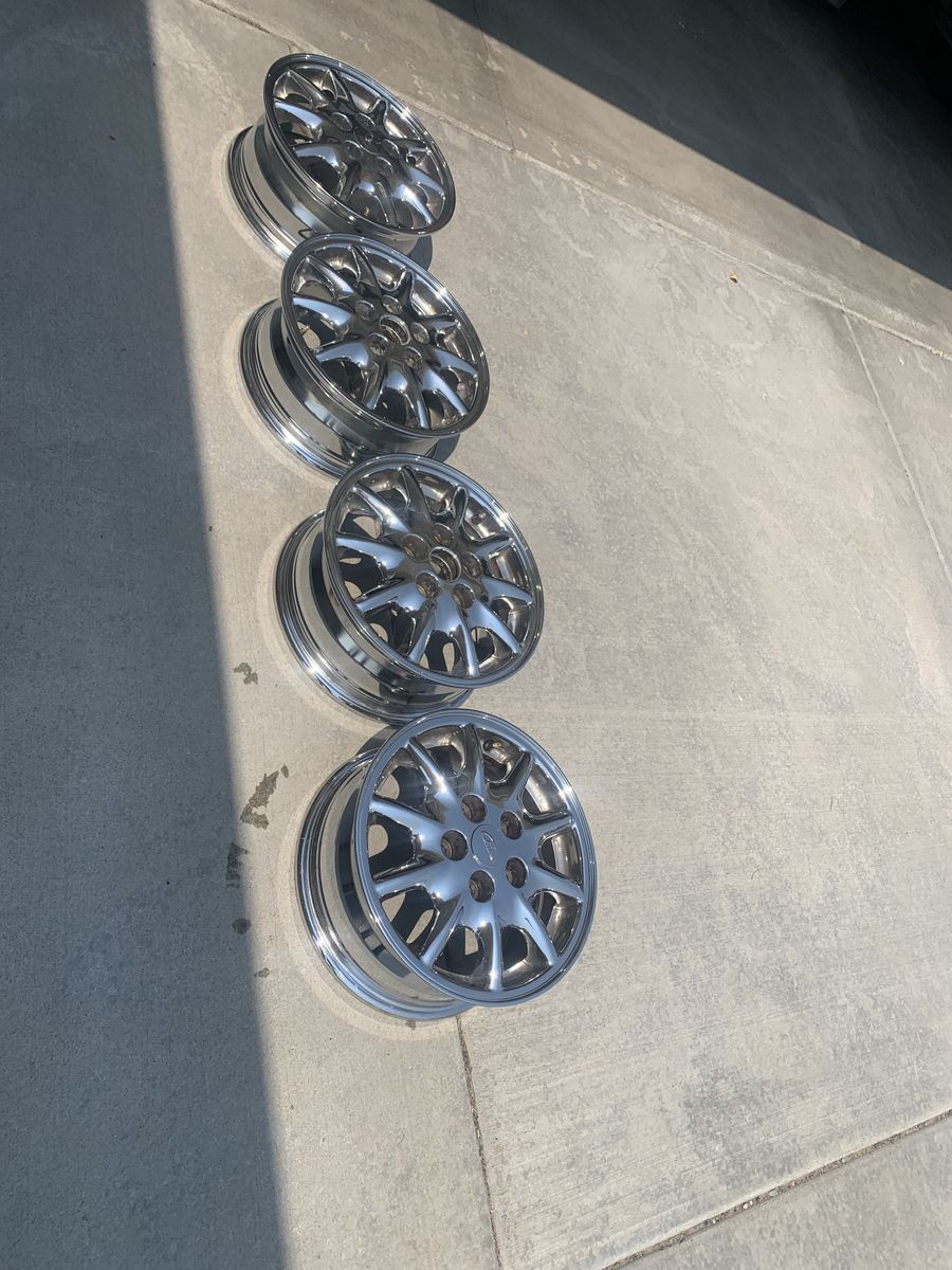 4   5 LUG 15" TRUCK WHEELS