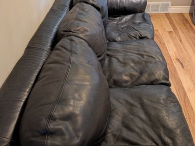 Real Leather Sofa (Black)