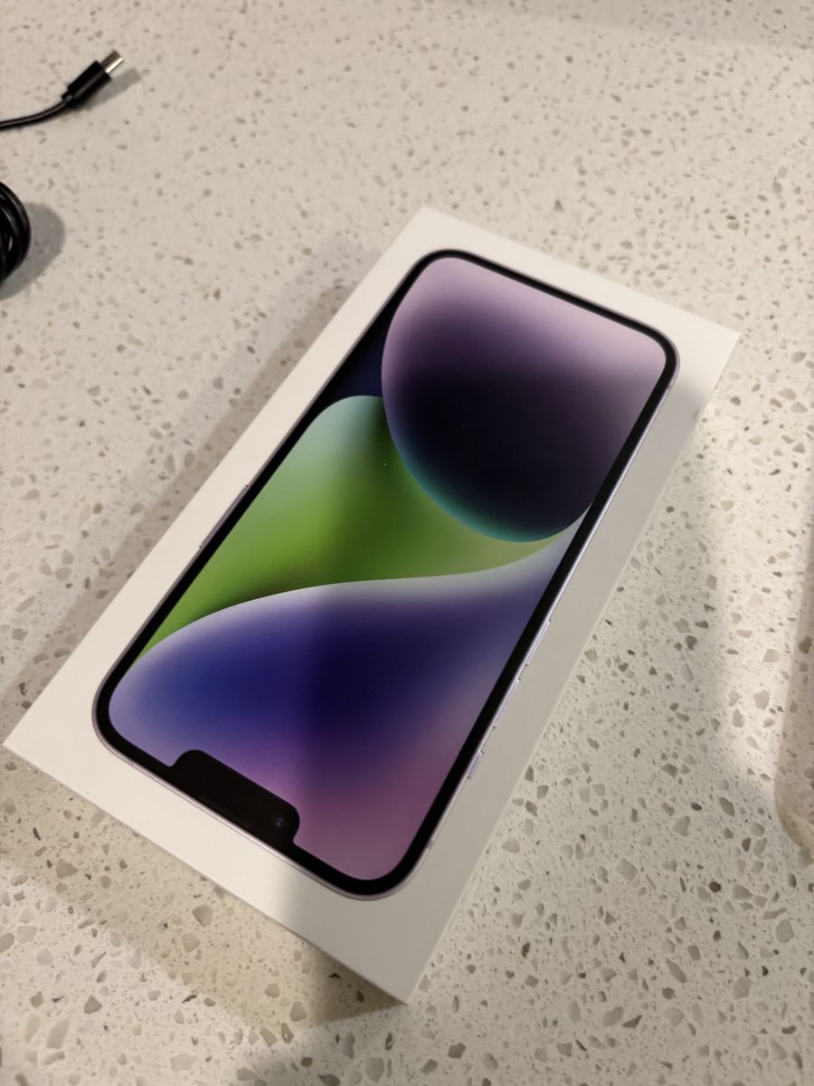 Apple iPhone 14 Smartphone with Original Box