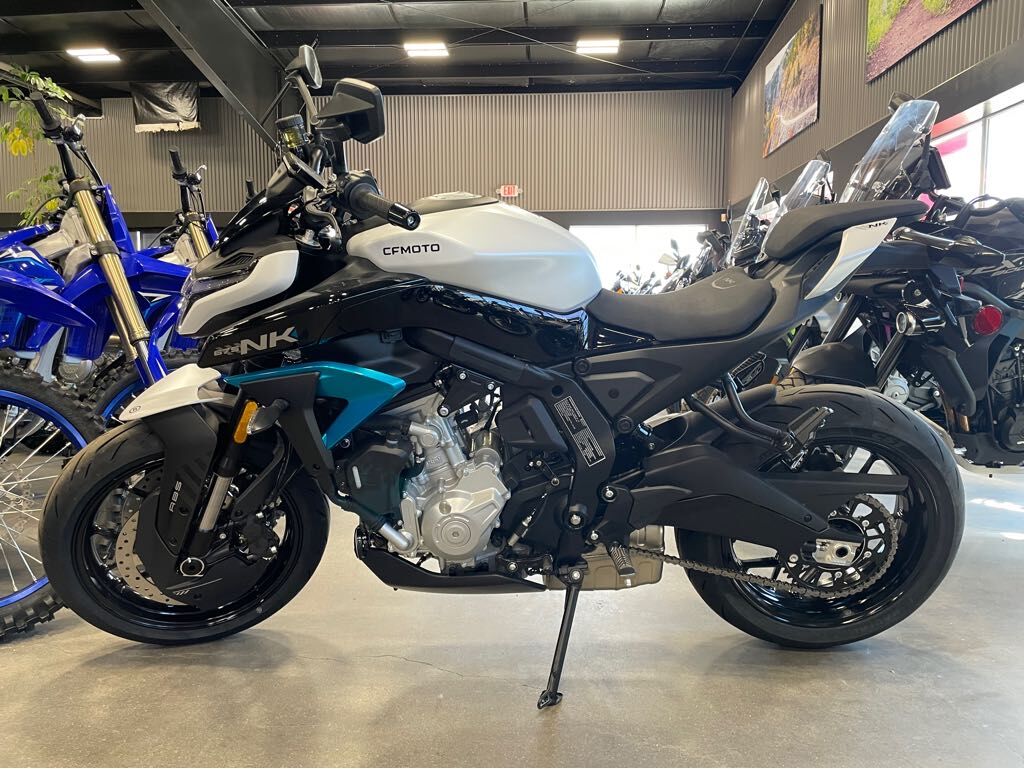 2026 CFMOTO 675 NK