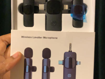 New in box Wireless Lavalier Microphone 2 PC