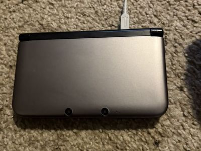 Modded Nintendo 3ds + Pokemon Moon