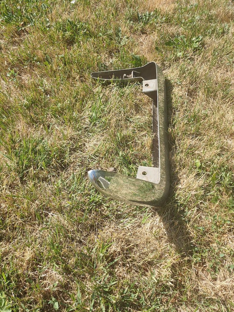 Main image 7