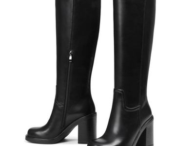 Size 9 women’s boots