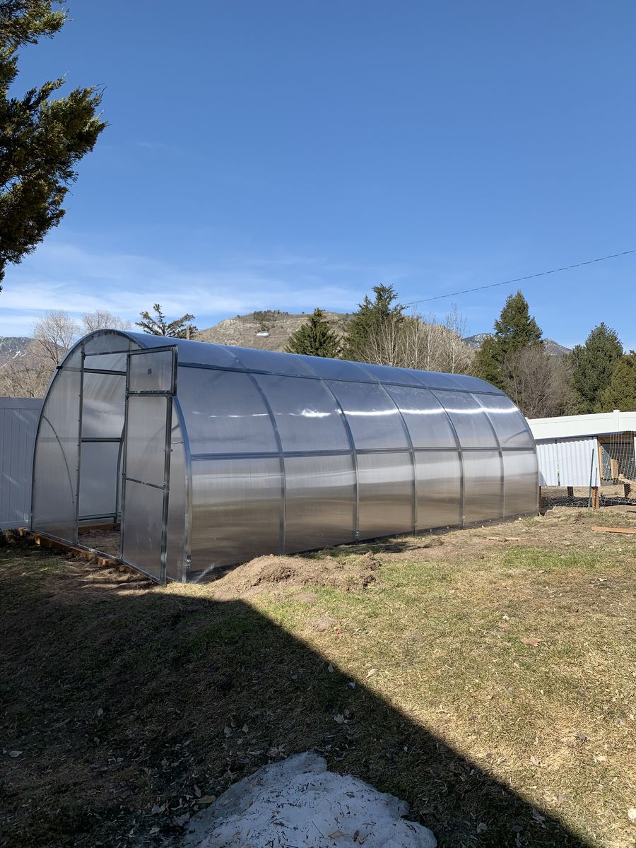 Green House For Sale 10'x20' ...Base Included