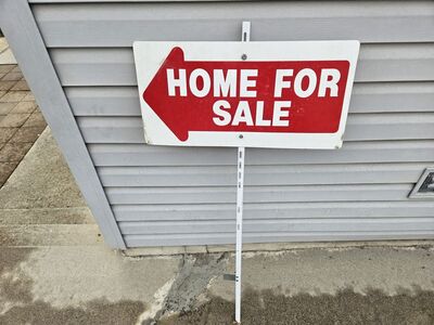 Home For Sale & Other Real Estate Signs