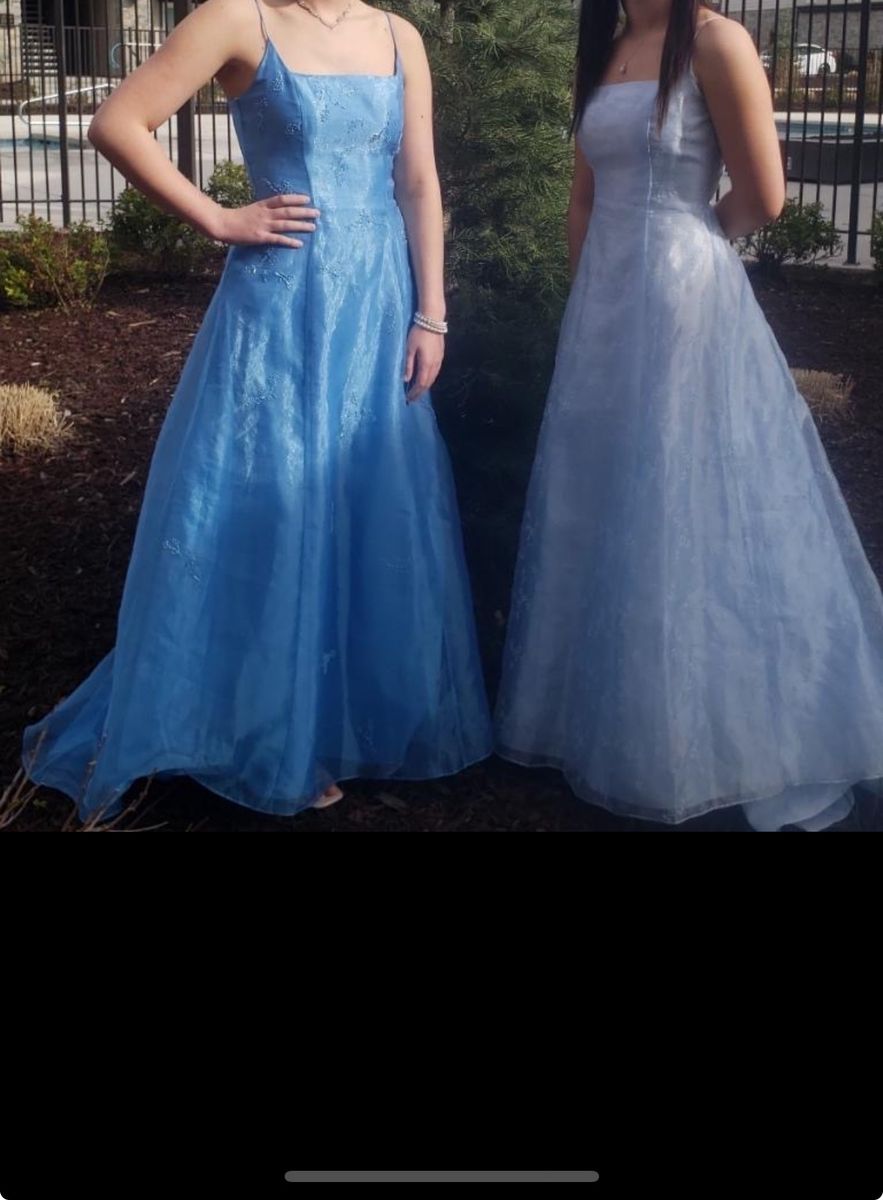 Morgan And Co Blue Formal Prom Dress Dark Blue Size 7/8. Light Blue Size 5/6