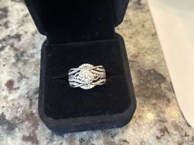$3800 BELOW APPRAISAL 14 White Gold Natural Diamond Wedding Set -