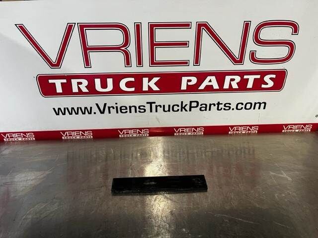 Kenworth T800 Crossmember