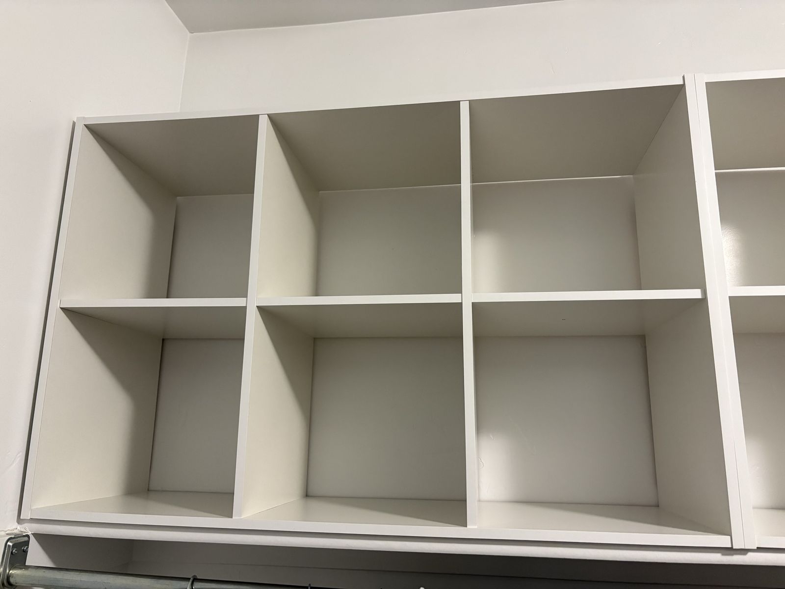 6-cube white bookshelf