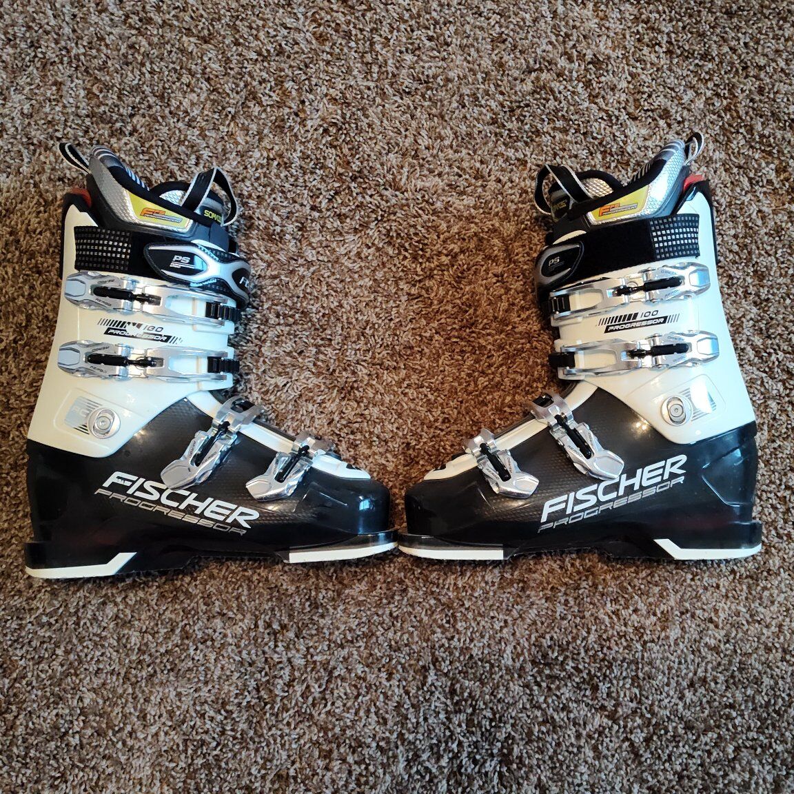 Fischer Progressor 100 ski boots 26 26.5