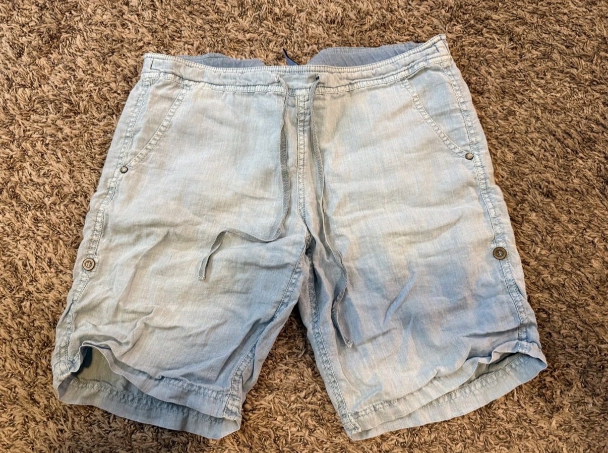 Michael Stars blue linen summer shorts with pocket