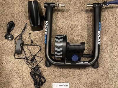 Wahoo KICKR SNAP Smart Bike Trainer