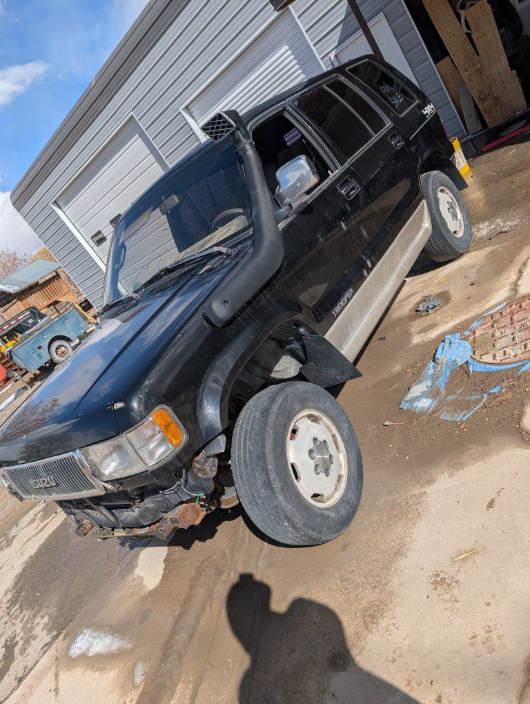 1993 Isuzu Trooper PARTS