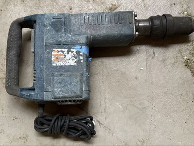 Bosch GSH 11 E impact demolition hammer drill