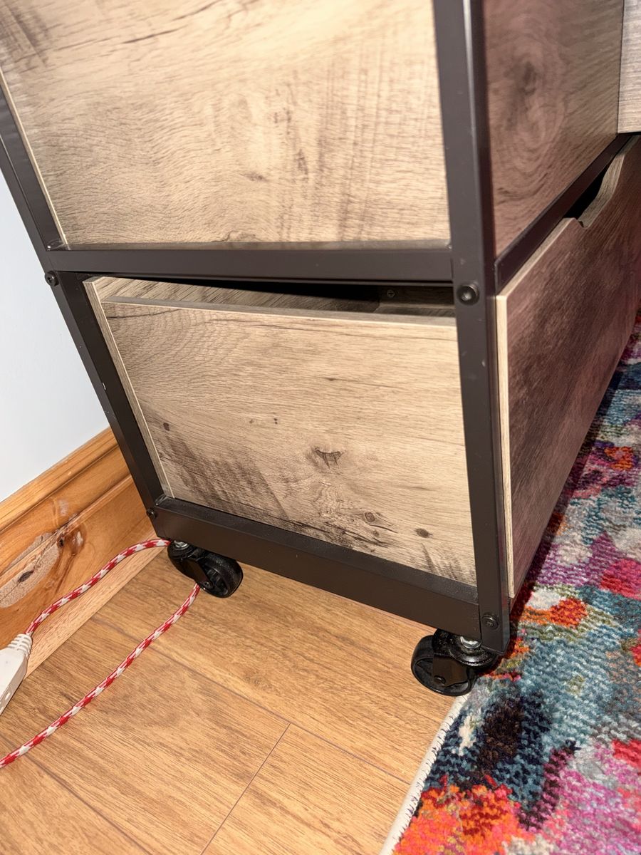 Storage Cabinets On Wherls