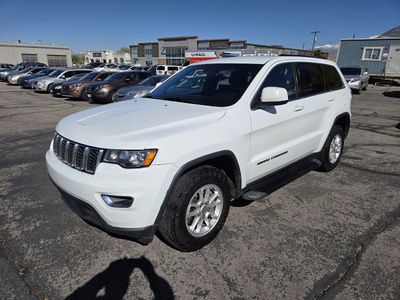 2020 Jeep Grand Cherokee Laredo