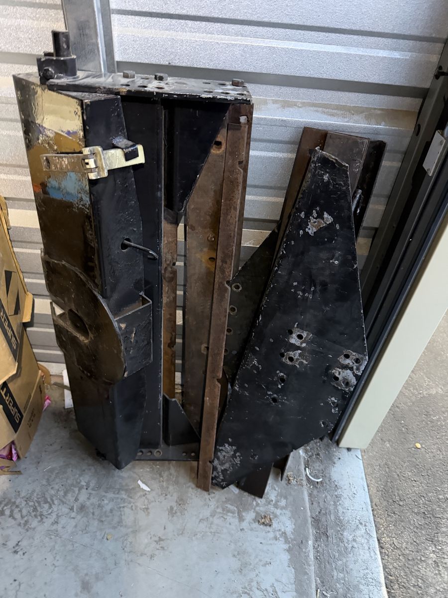 5th wheel hitch with bed rails