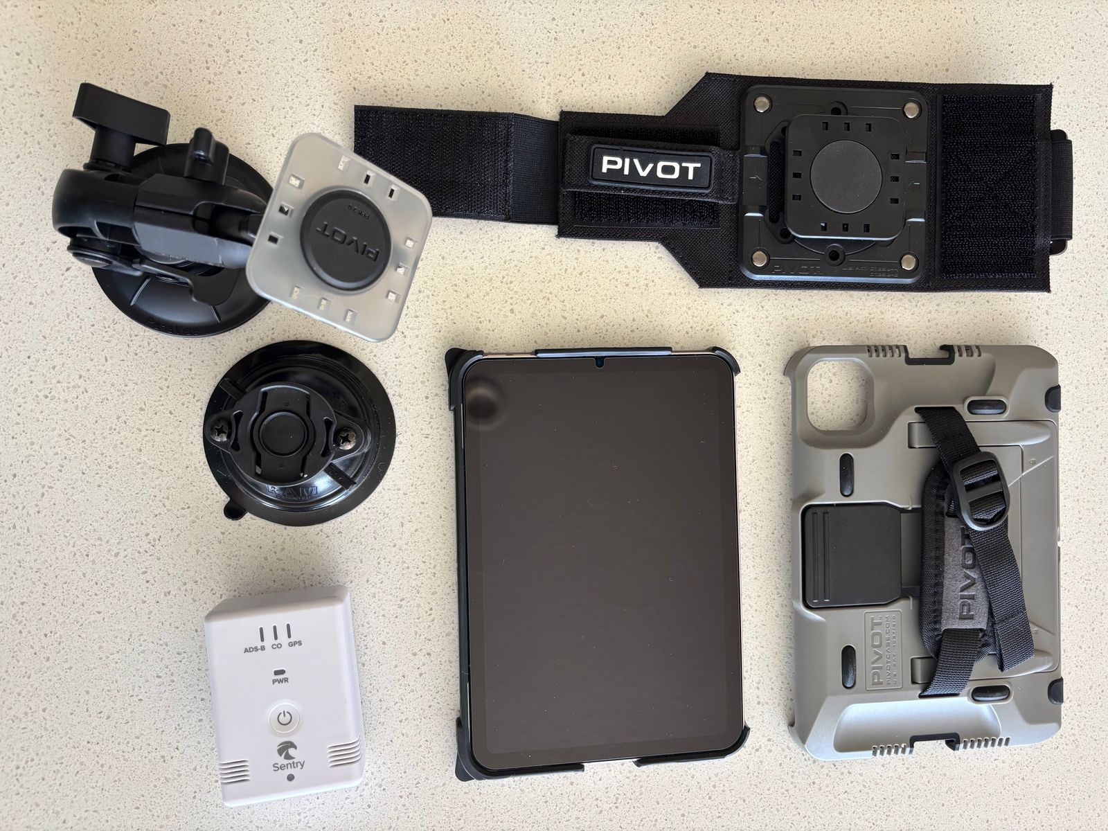 iPad Mini 6 Cellular Pilot EFB + Sentry Mini ADS-B + PIVOT Mounts