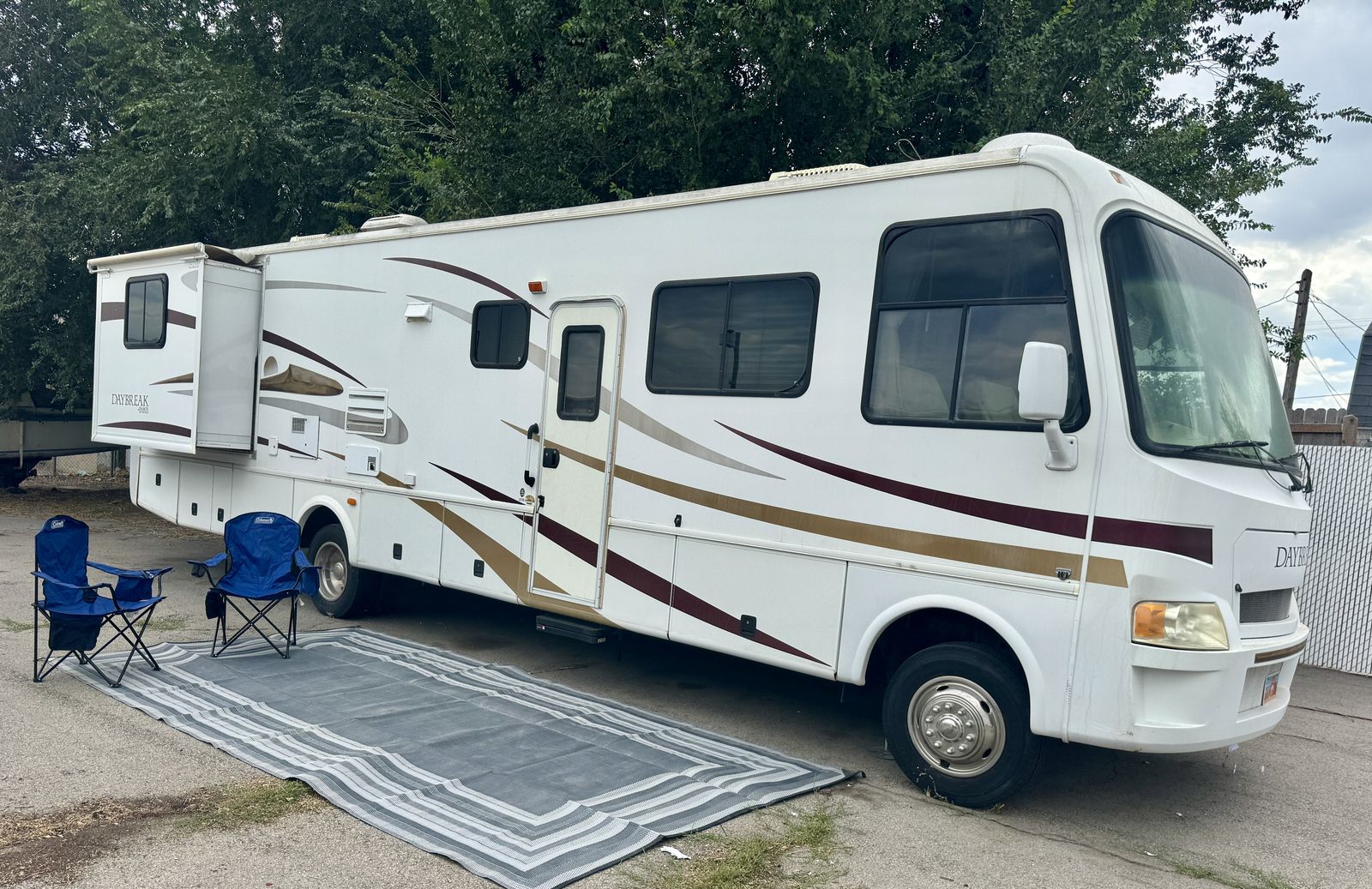2008 DAMON DAYBREAK (3578) - 36 ft Motorhome