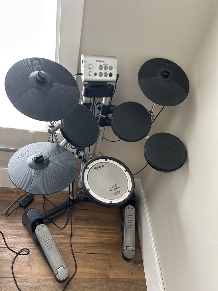 Roland HD-1 V-Drum Kit