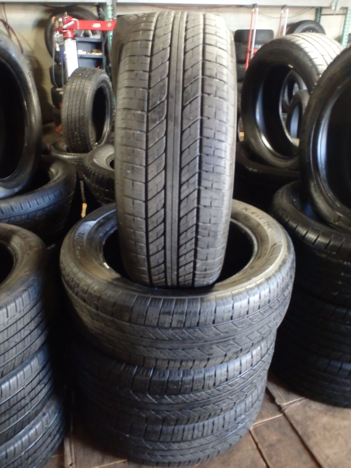 255/55R20 LAUFENN X FIT HP SET OF USED TIRES