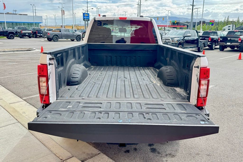 Main image 11