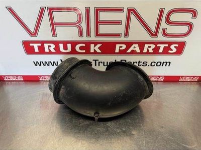 Used Peterbilt Elbow-Rubber Air 96.75DEG 7", Part # 05-15796