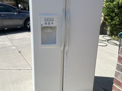 Free fridge, located Cedar Hills