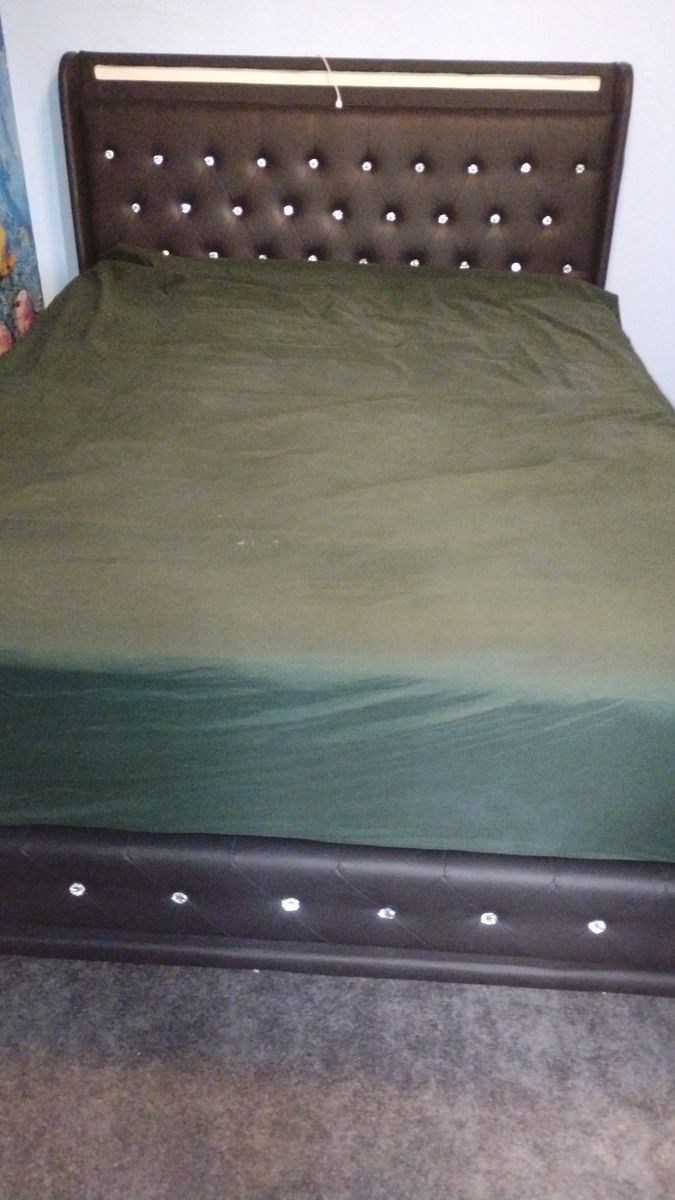 Main image 2