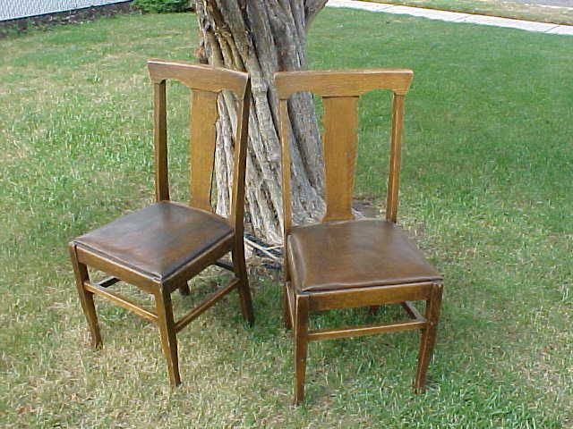 Anituqe Cottage / Farmhouse chairs....$25 each...original. in good shape
