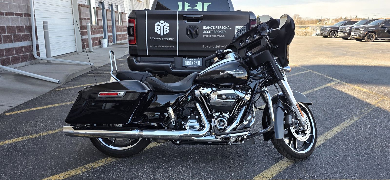*LOW MILEAGE* 2023 H-D Street Glide with Warranty