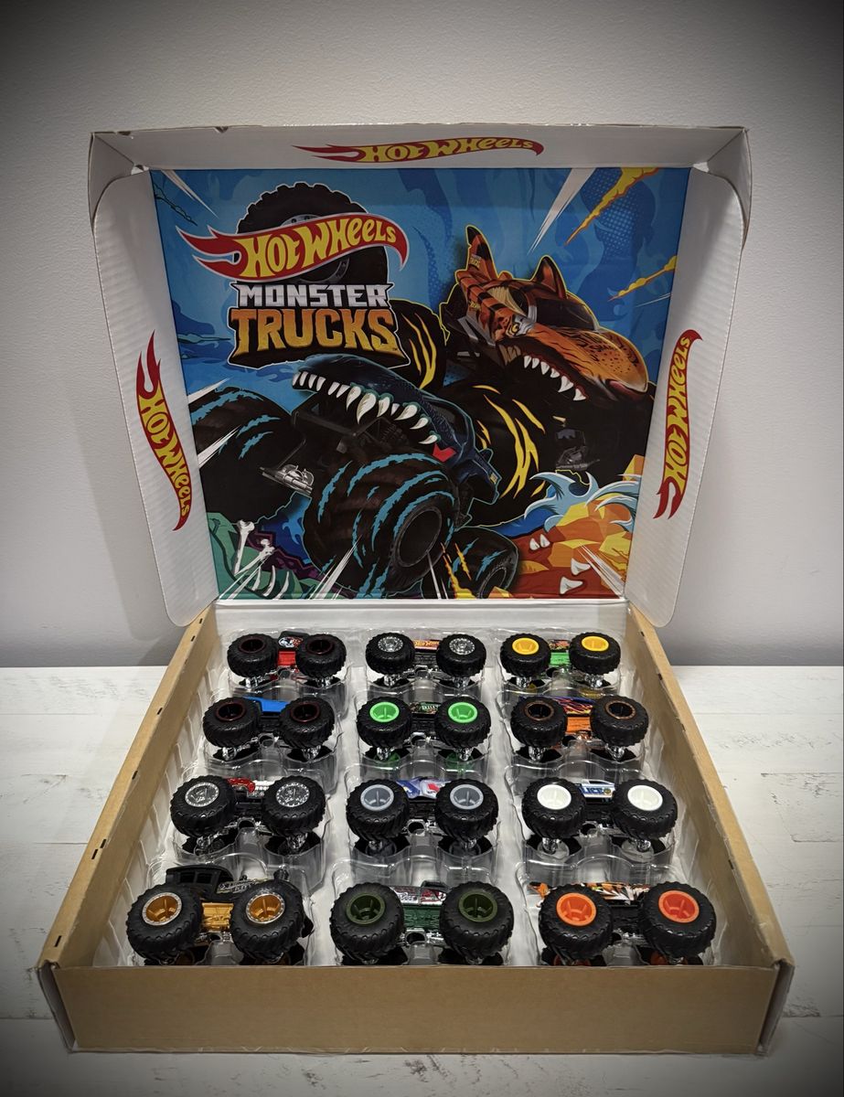 Mattel Hot Wheels Monster Trucks Ultimate Chaos Set 12-Pack Collectors Edition