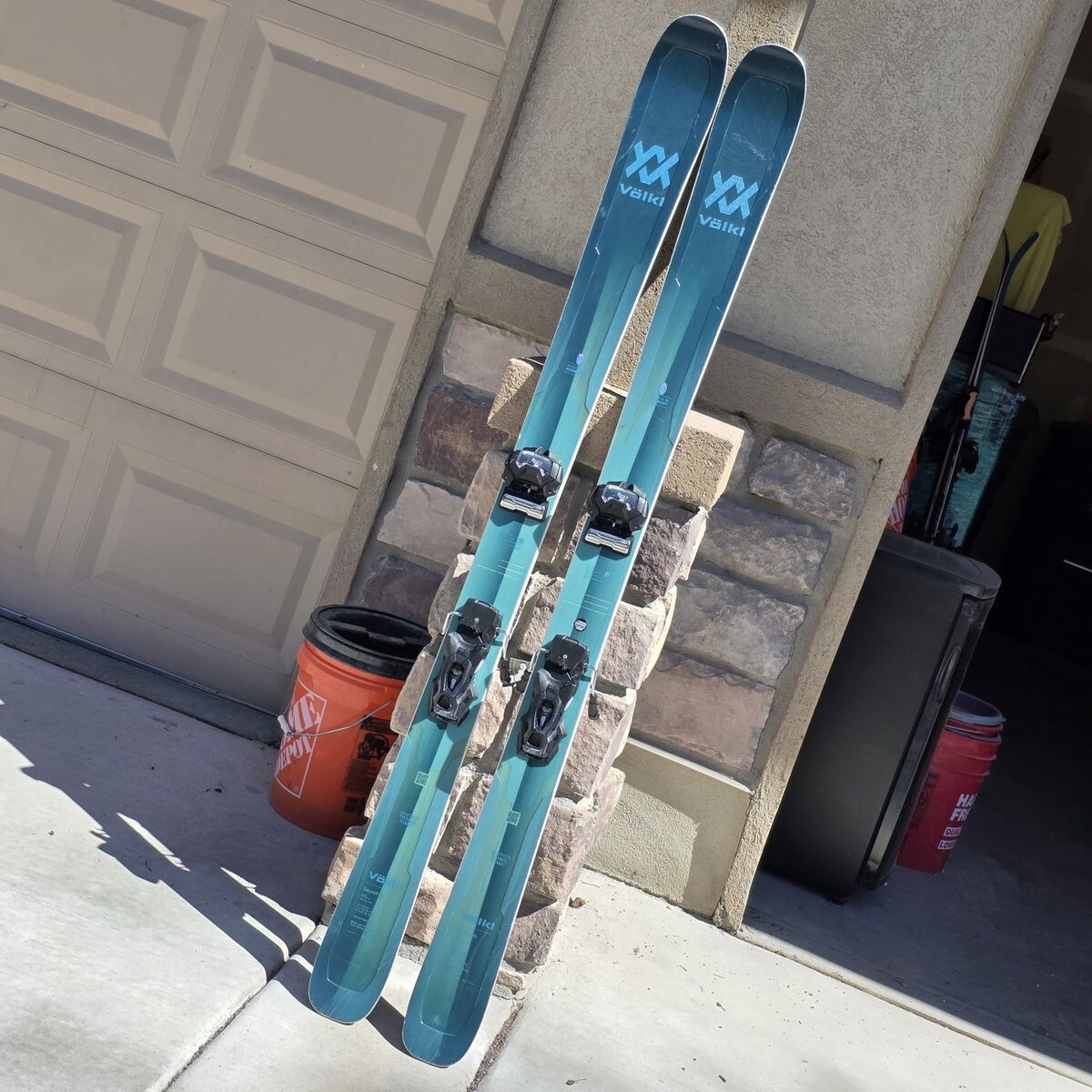 Volkl Secret 96 Womens Skis 170 Tyrolia Bindings