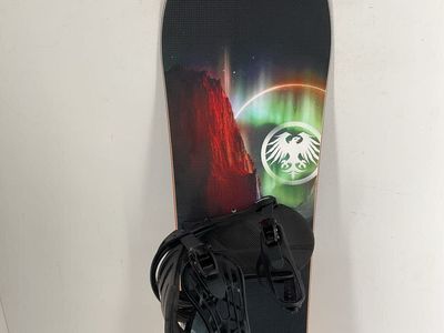 2022 Never Summer Mini Proto Synthesis w/ Burton Mission Bindings