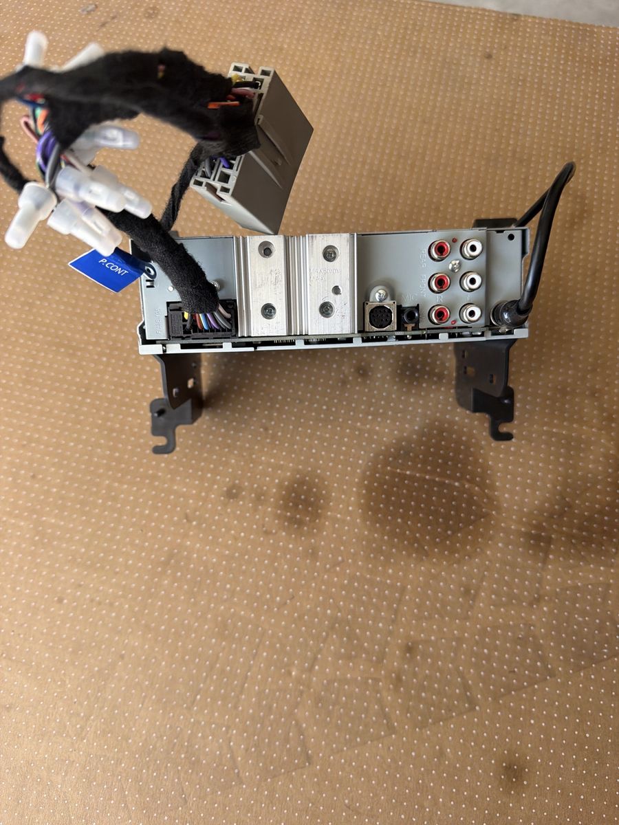 Main image 3