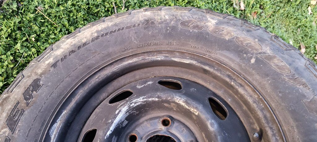 Chevy s10 , 4wd 235-75-R15