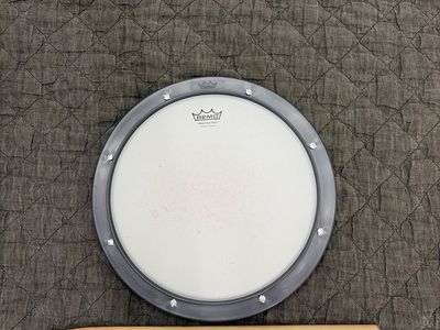 DRUMS PRACTICE PAD (+Drumsticks)