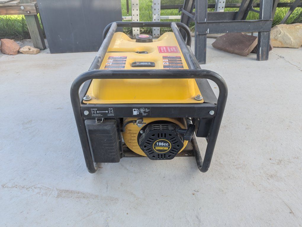 Champion 3500W generator
