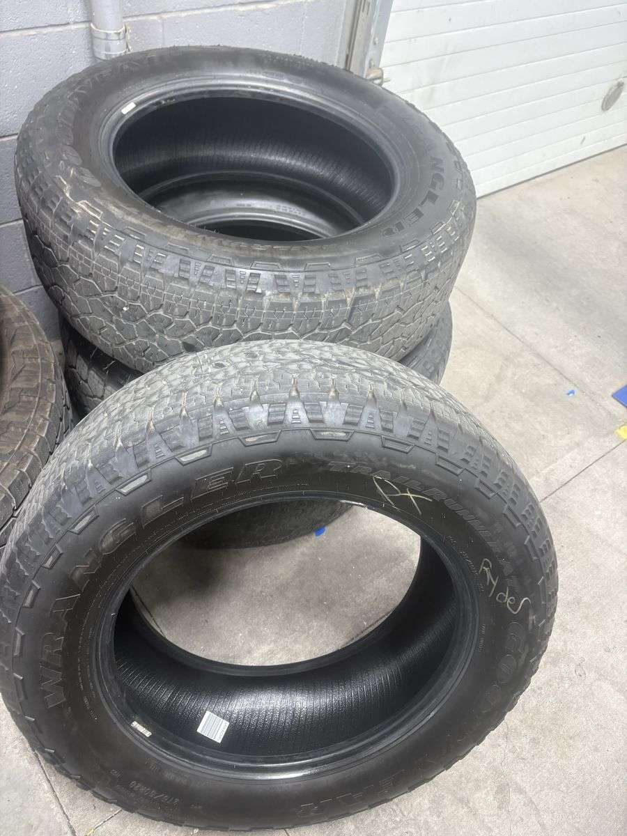 Goodyear Wrangler Trailrunner AT 275/60R20
