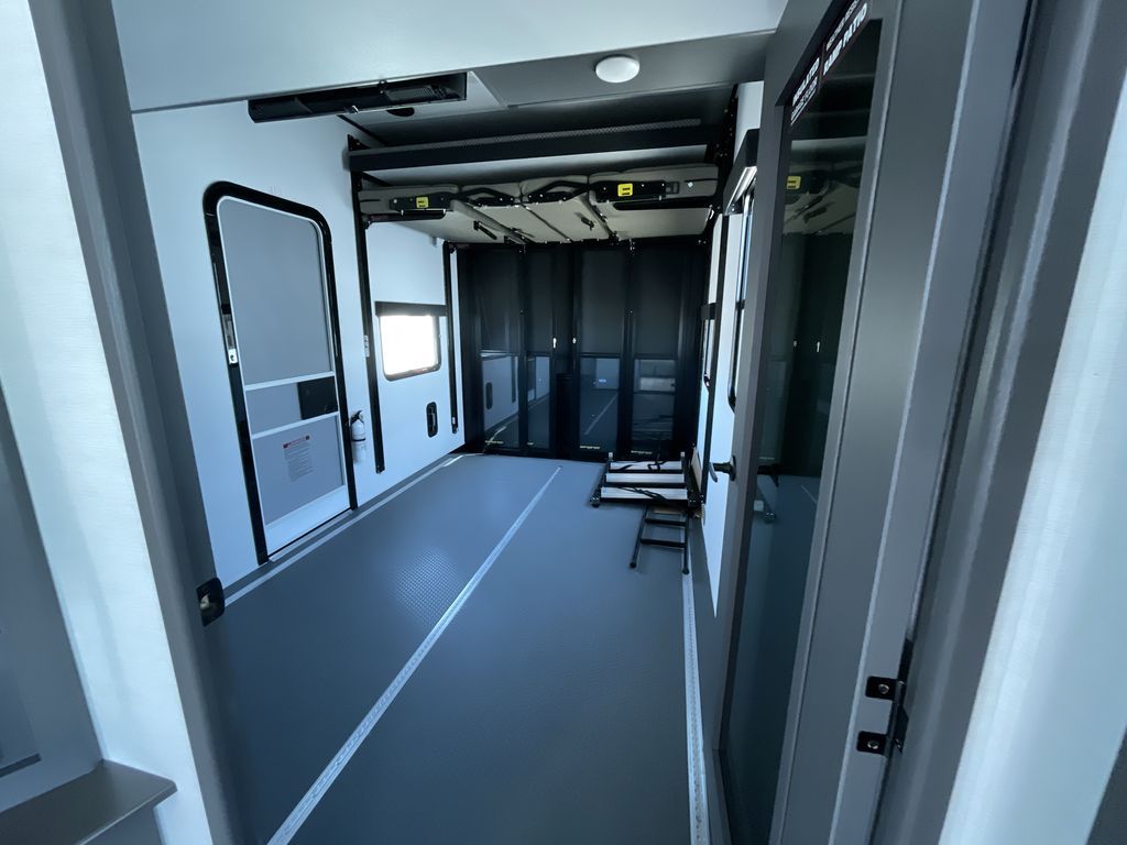 Main image 25