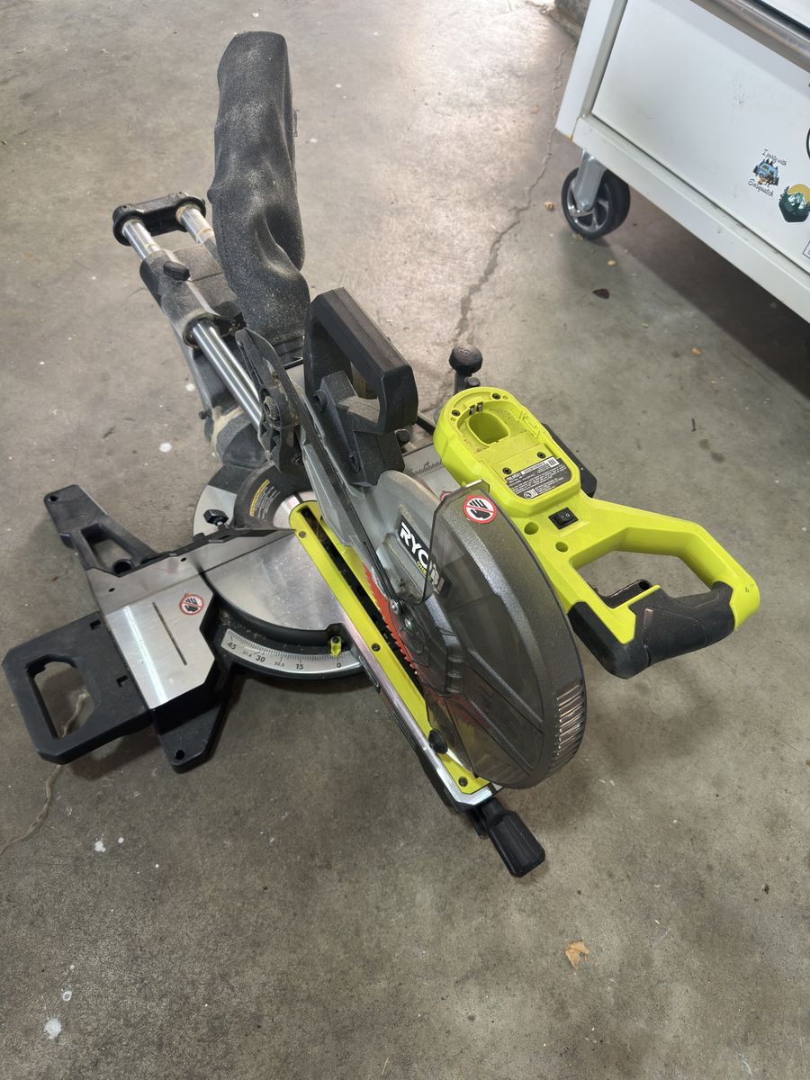 18v Ryobi 10” miter saw