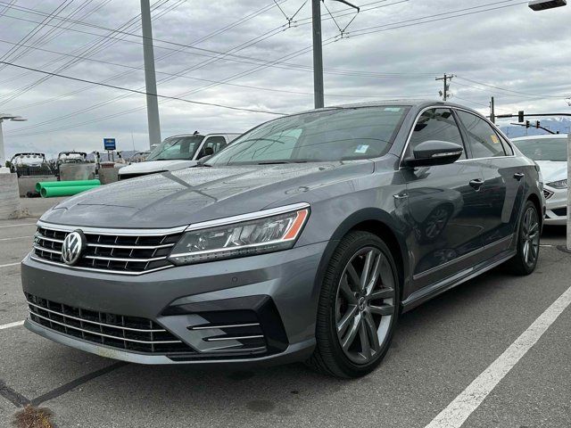 2019 Volkswagen Passat SE R-Line