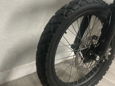 Surron wheels and tires