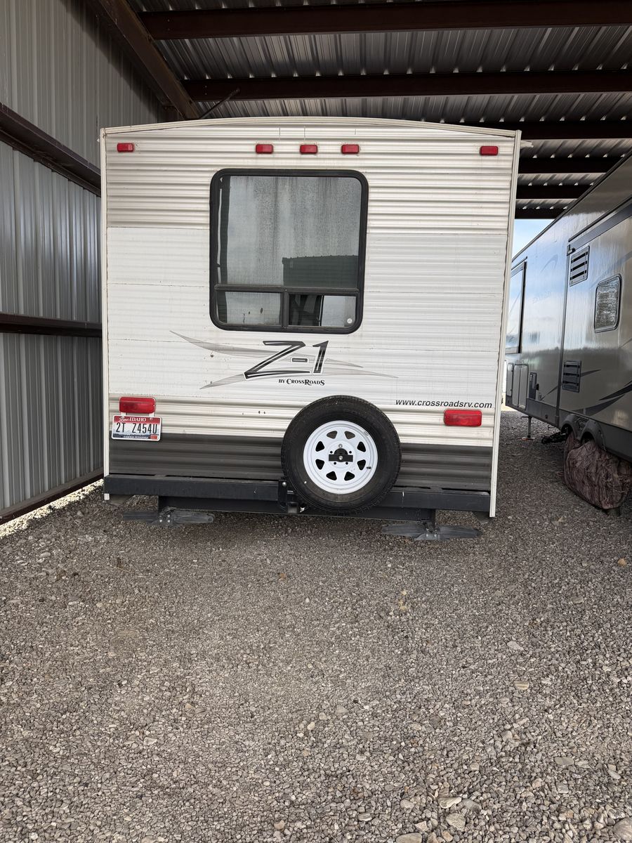 Z1 by crossroads toyhauler