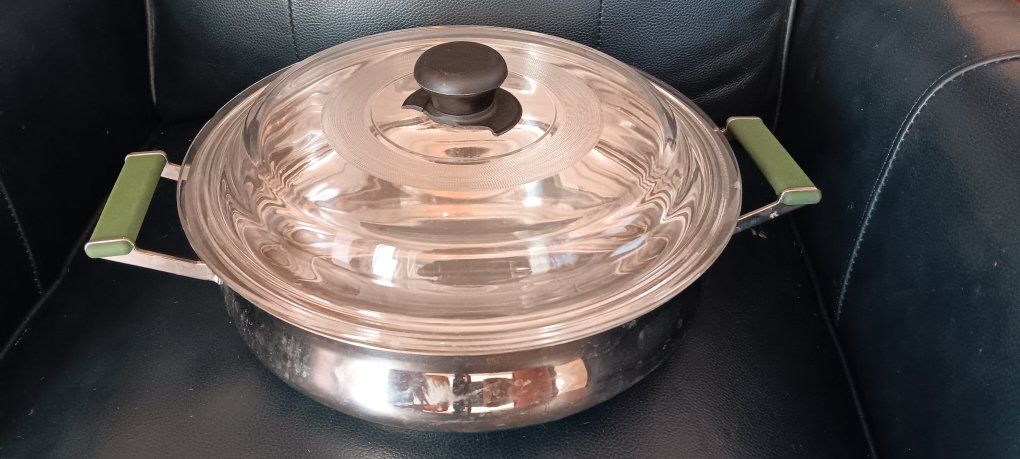 MEPRA Italy 18/10 Stainless Steel Round Casserole Pot with Lid, Green Handles - Size 28..glass lid and stainless lid