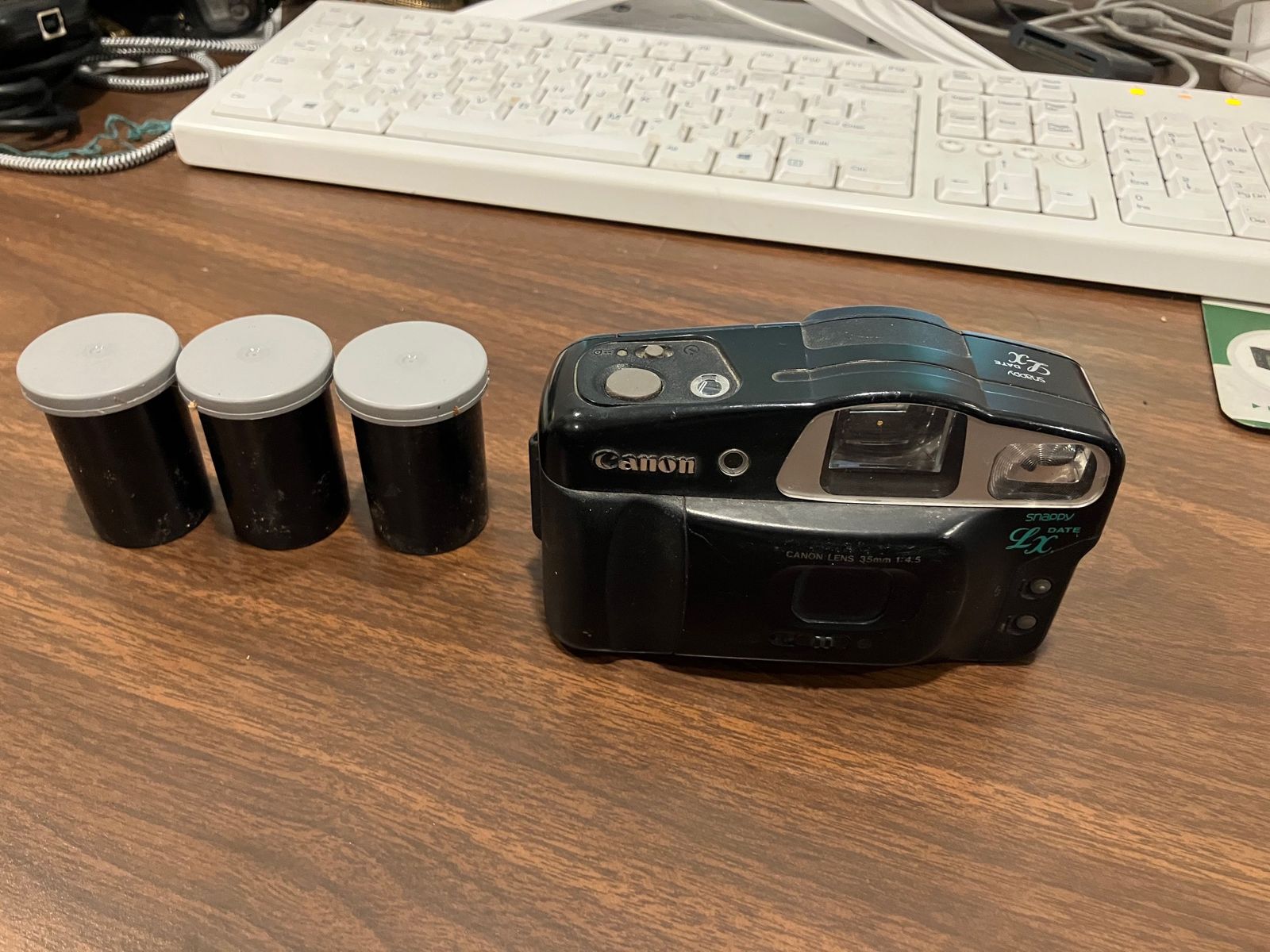 Canon Snappy Date LX 35 MM Camera